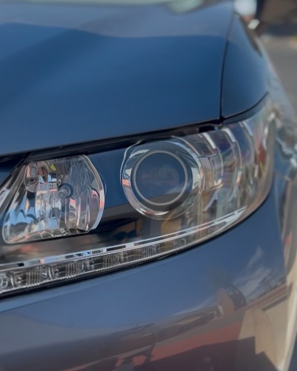 Restored crystal clear headlight after Sans Auto Lens mobile restoration